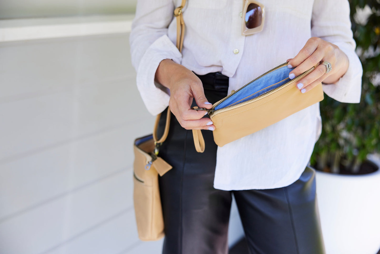 Berlin Nude Leather Clutch Wallet